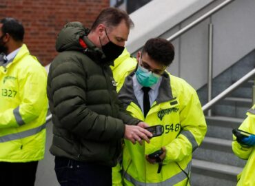 Premier League registra 103 contagios de COVID-19, cifra récord desde 2020