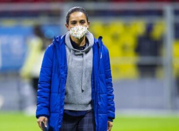 Eva Espejo acusa Craig Harrington de insultos