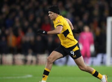 Raúl Jiménez y Wolverhampton caen ante Arsenal