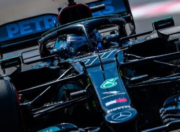 Lewis Hamilton no perdió la oportunidad para «espiar» a Red Bull