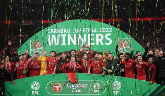 Liverpool campeón en la Copa de la Liga