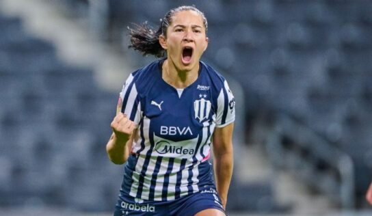 Perfección albiazul: Rayadas vence al Atlas