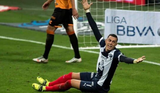 Rogelio Funes Mori tendría problema muscular